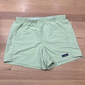 Patagonia 5 inch Baggies Green Women’s XS